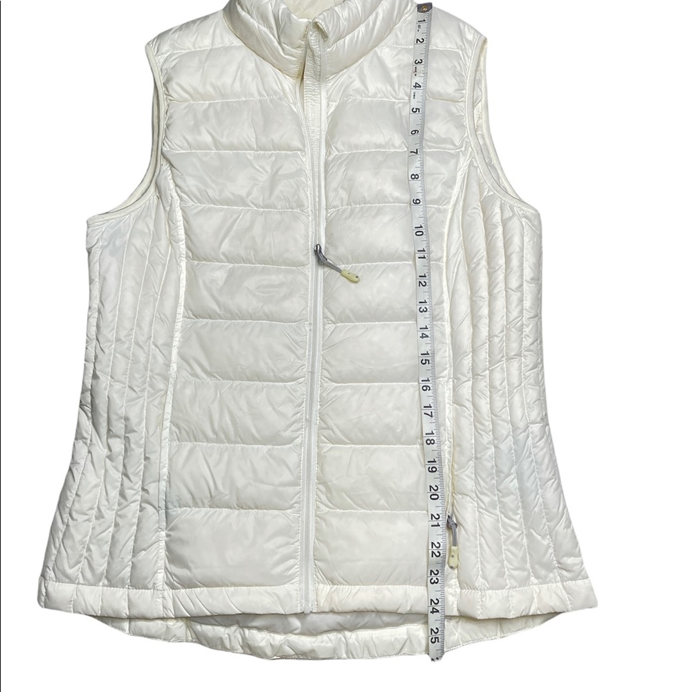 Heat Keep Ivory Sleeveless Puffer Vest - Picture 6 of 7